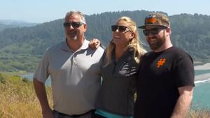 Leah Pritchett on the road with Amanda Busick